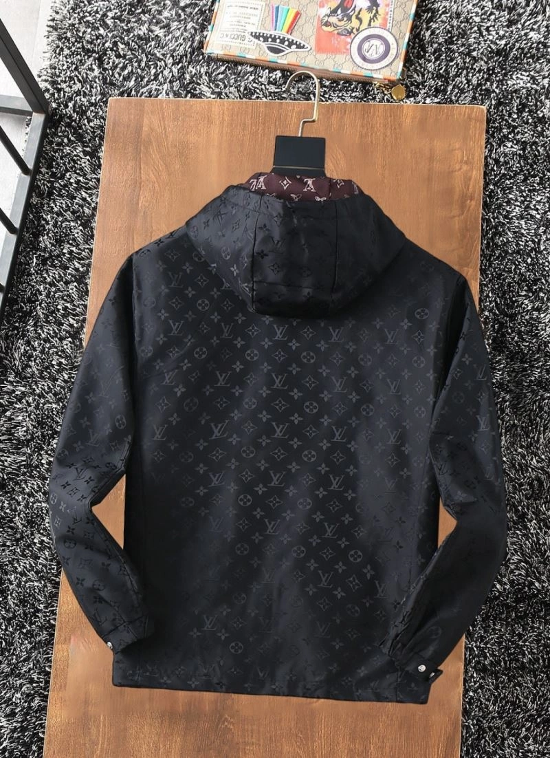 TopPick Louis Vuitton Outwear 137597