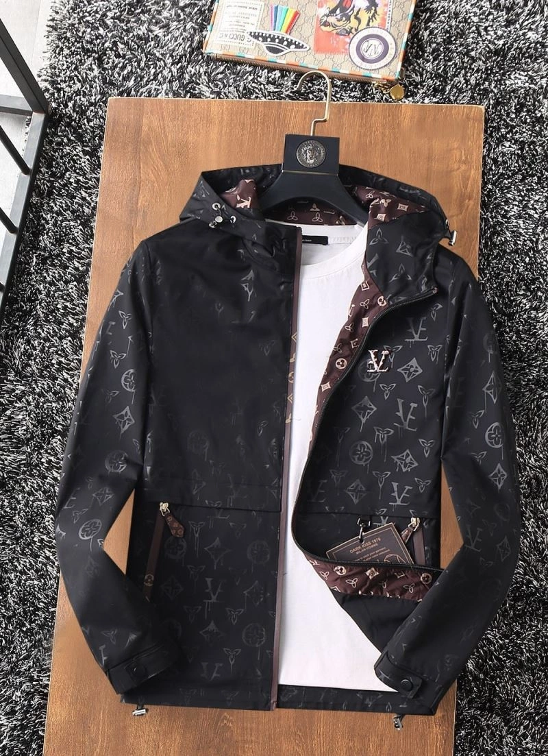 DailyWear Louis Vuitton Outwear 137595