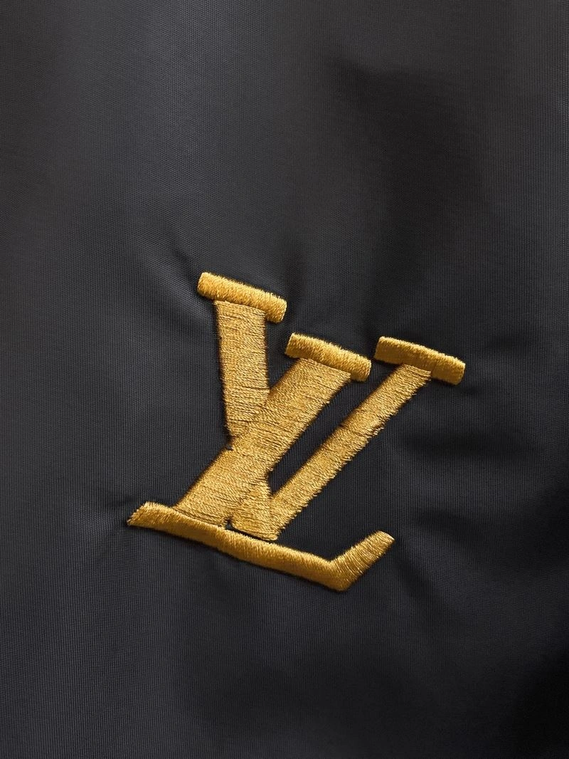 Vibrant Louis Vuitton Outwear 137592
