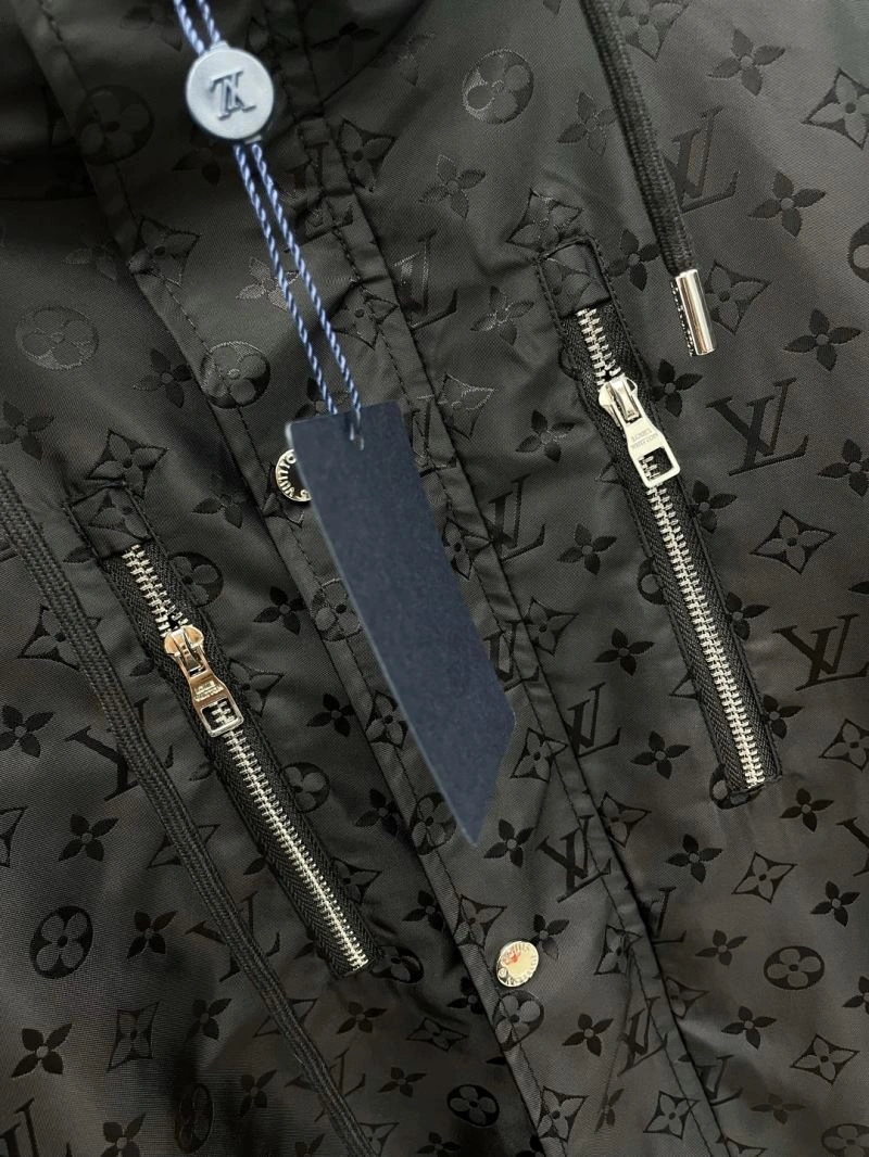Louis Vuitton Outwear ModernLook 137578