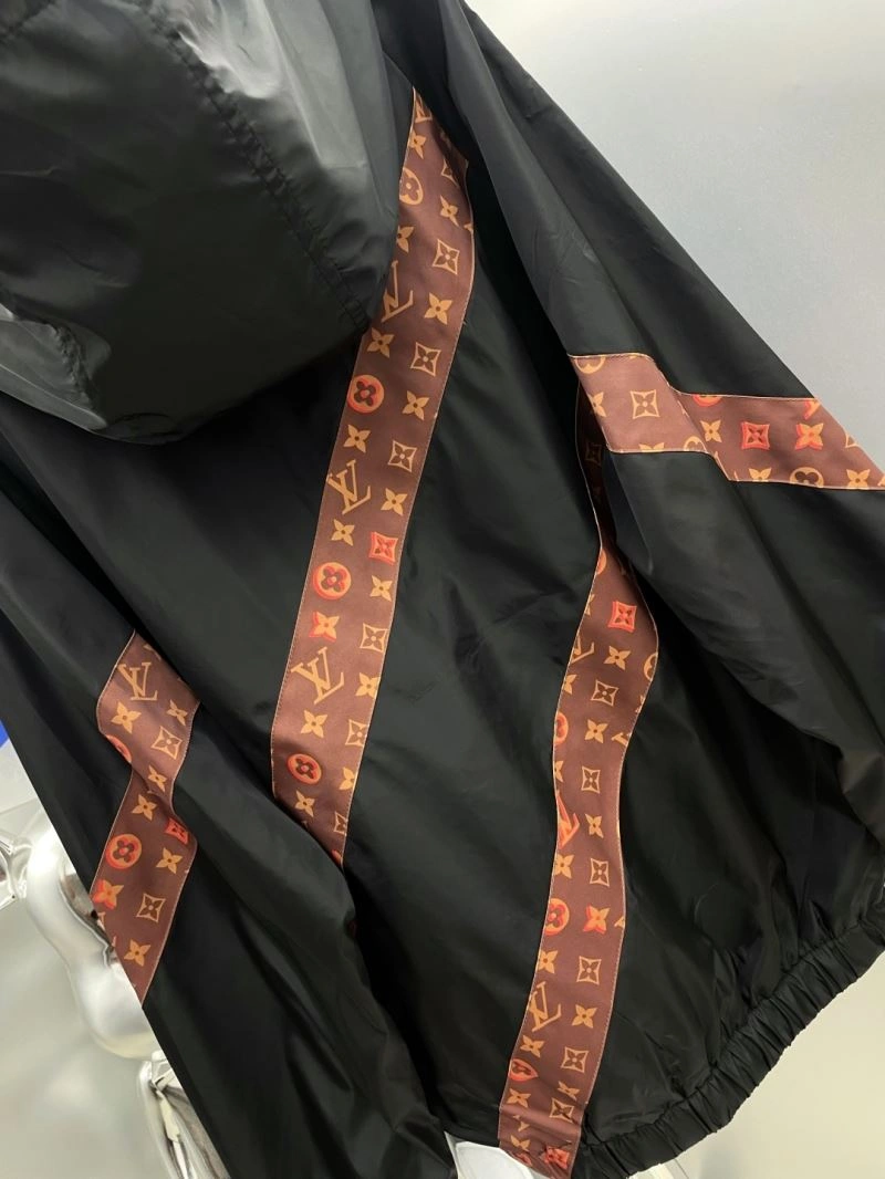 Louis Vuitton Outwear Soft 137599