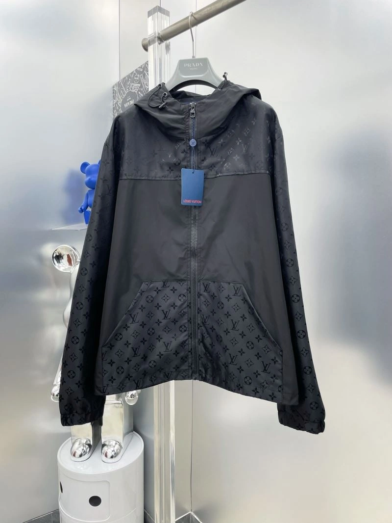 Louis Vuitton Outwear Effortless 137581