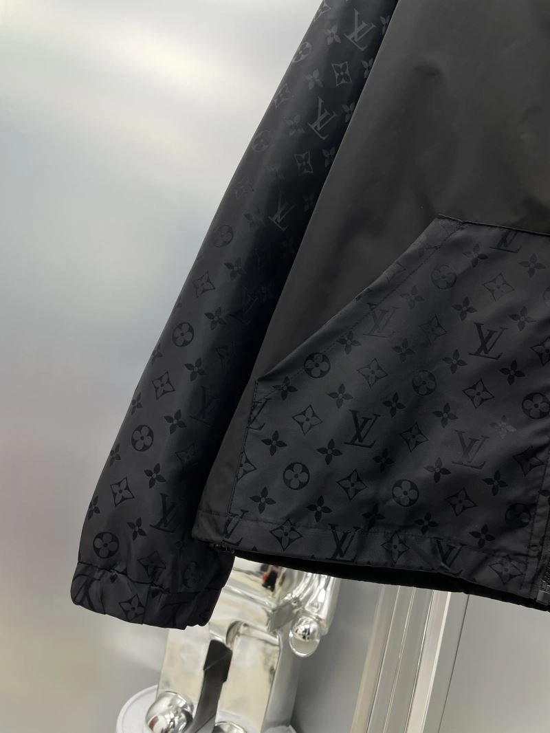 Louis Vuitton Outwear Effortless 137581