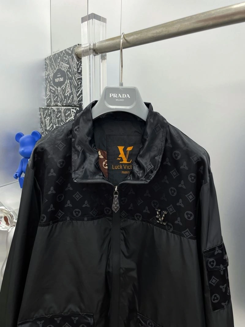 Louis Vuitton Outwear Breathable 137577