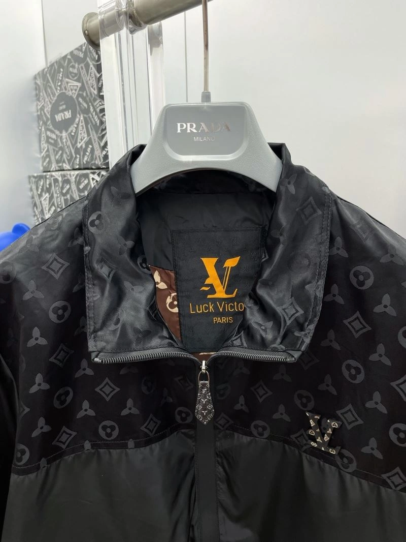 Louis Vuitton Outwear Breathable 137577
