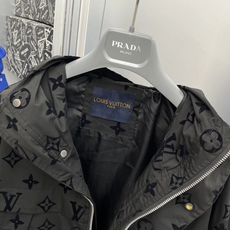 Louis Vuitton Outwear HighPerformance 137574