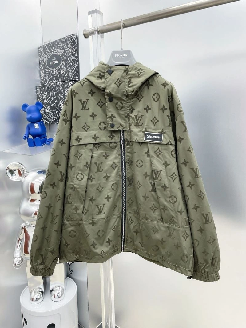 Louis Vuitton Outwear WellDesigned 137588