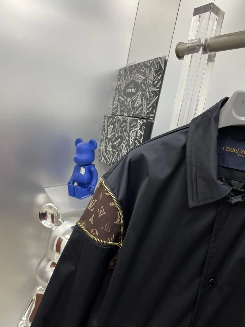 Youthful Louis Vuitton Outwear 137587
