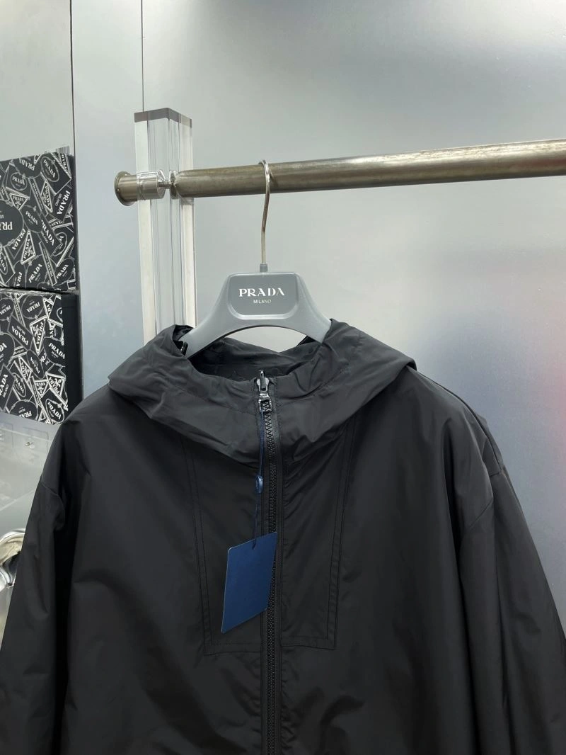 Louis Vuitton Outwear Elegant 137576