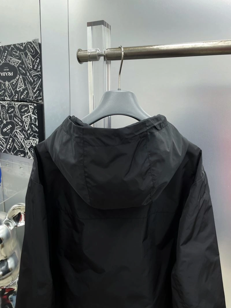 Louis Vuitton Outwear Elegant 137576