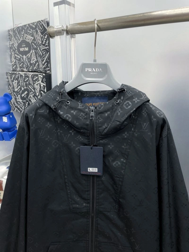 Louis Vuitton Outwear Upgraded 137572