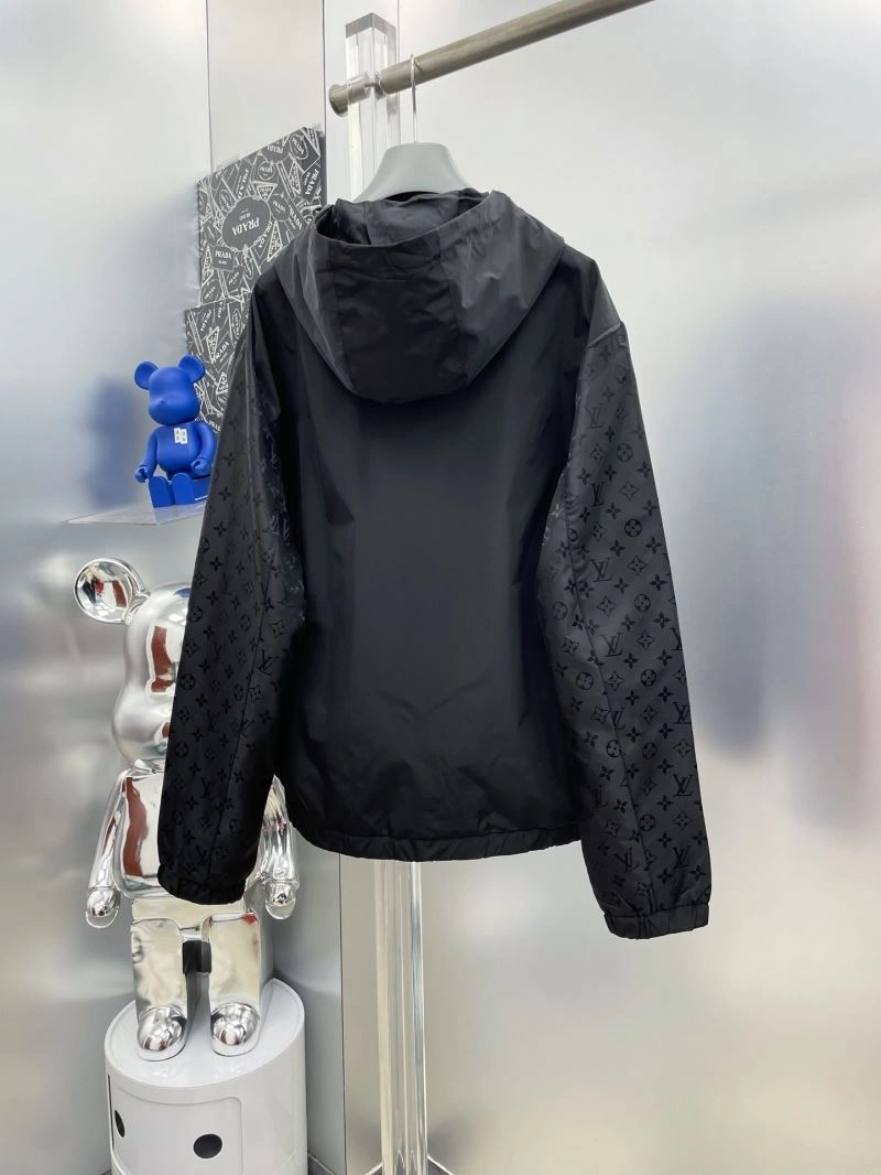 Louis Vuitton Outwear Trendsetting 137569