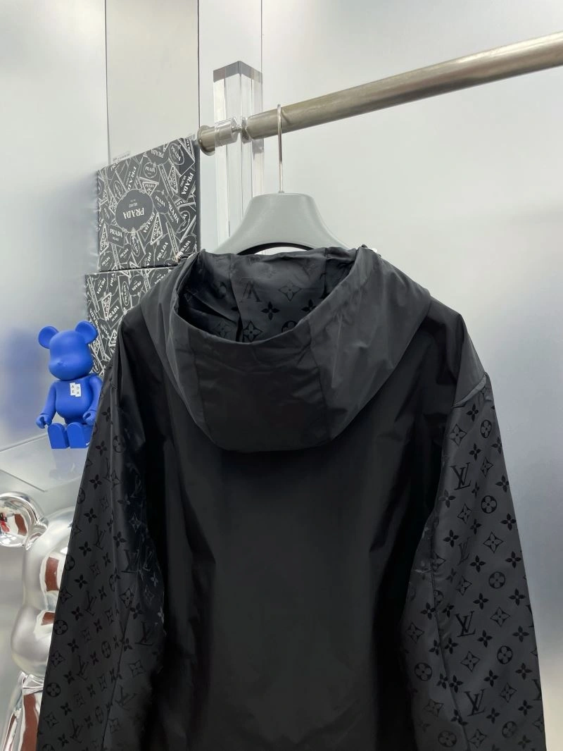 Louis Vuitton Outwear Trendsetting 137569