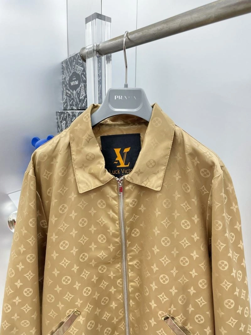 Minimalist Louis Vuitton Outwear 137579