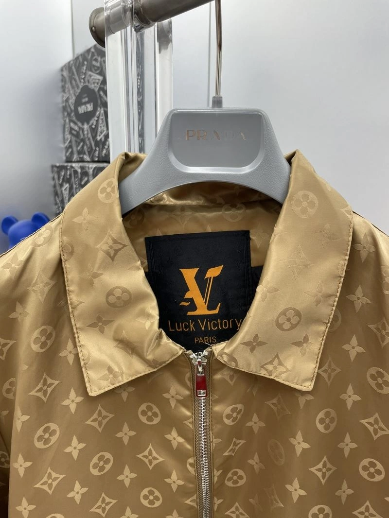 Minimalist Louis Vuitton Outwear 137579