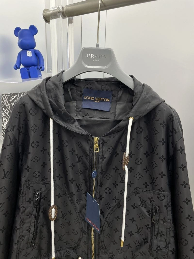Louis Vuitton Outwear Refined 137563
