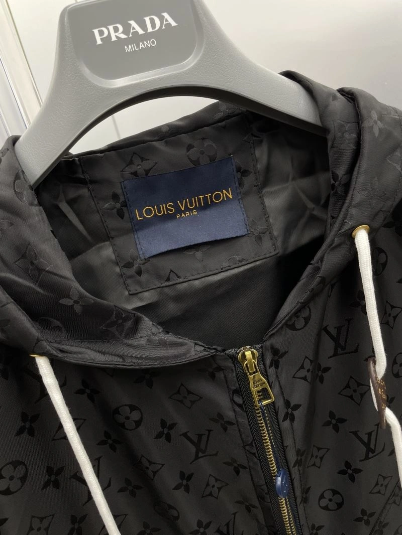 Louis Vuitton Outwear Refined 137563