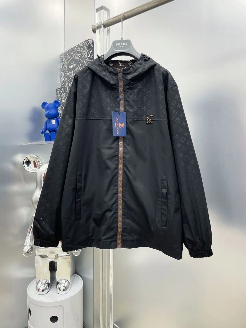 Louis Vuitton Outwear OdorResistant 137561