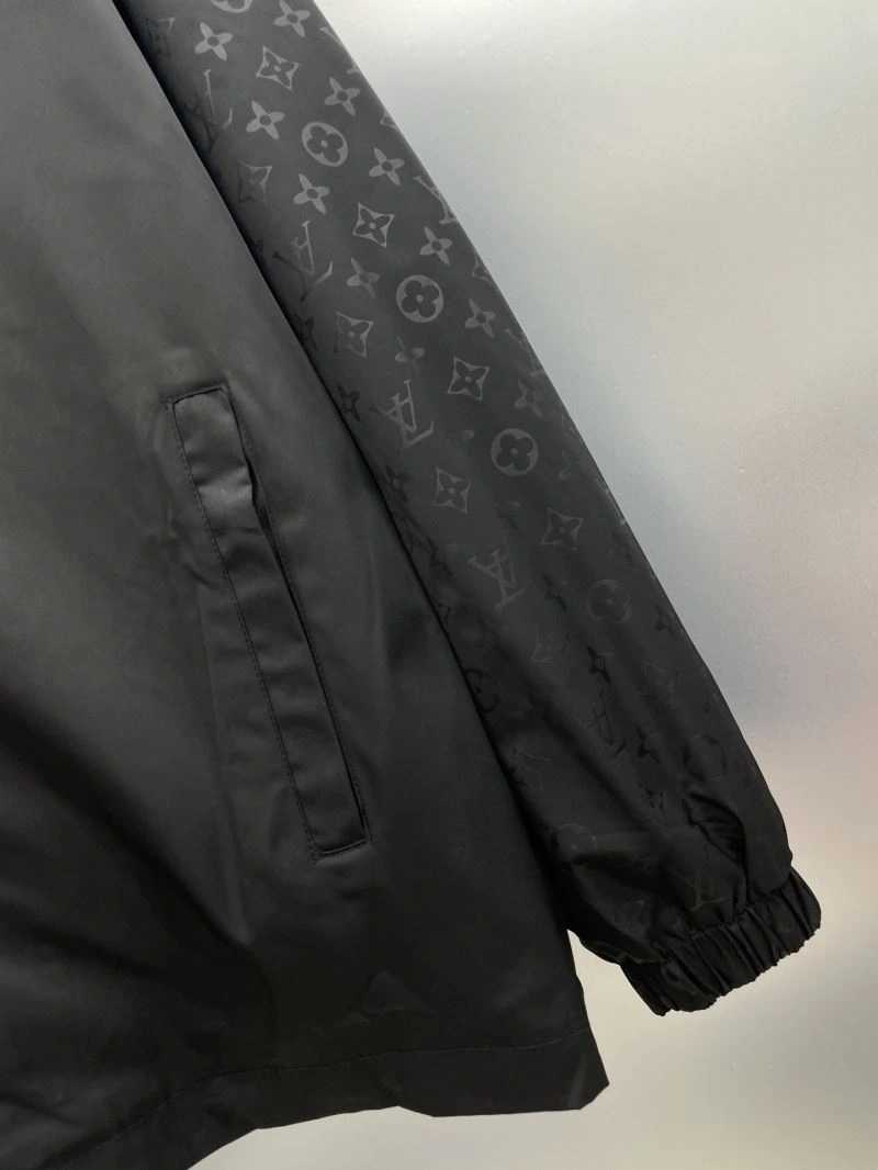 Louis Vuitton Outwear OdorResistant 137561