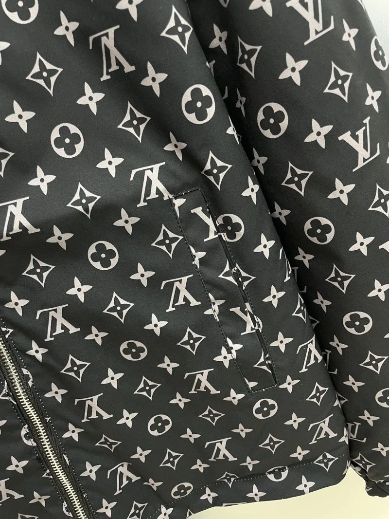 Louis Vuitton Outwear FlexibleFit 137570