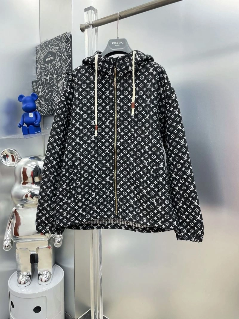 Louis Vuitton Outwear Snug 137560