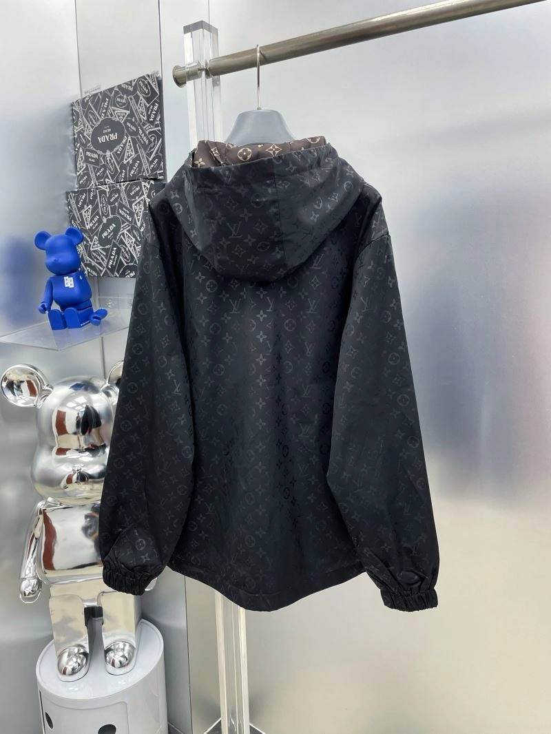 Louis Vuitton Outwear Seasonal 137557