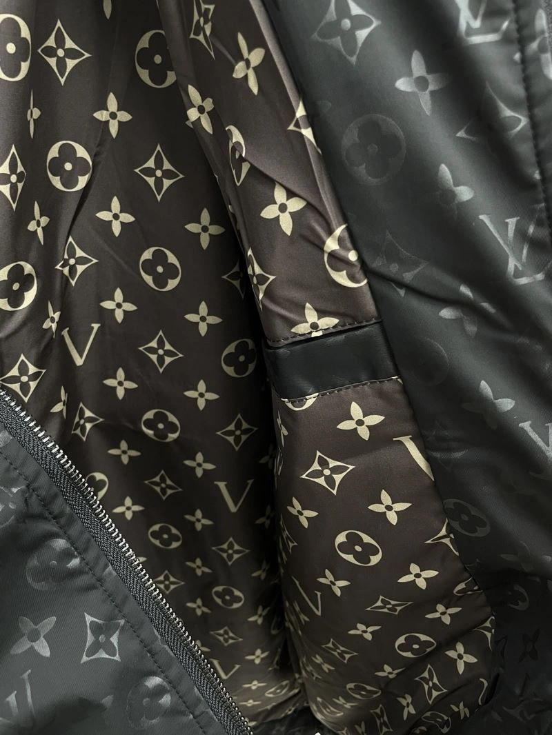 Louis Vuitton Outwear Seasonal 137557