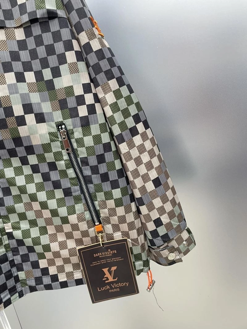 ZipUp Louis Vuitton Outwear 137559