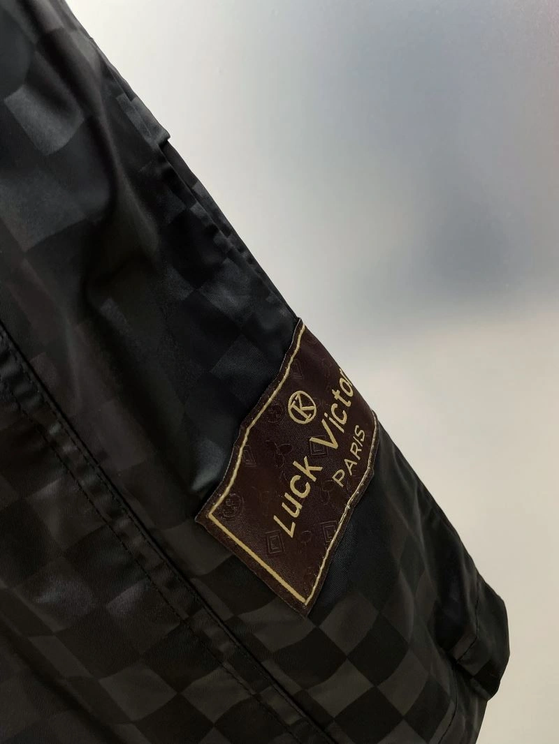 WaterResistant Louis Vuitton Outwear 137558