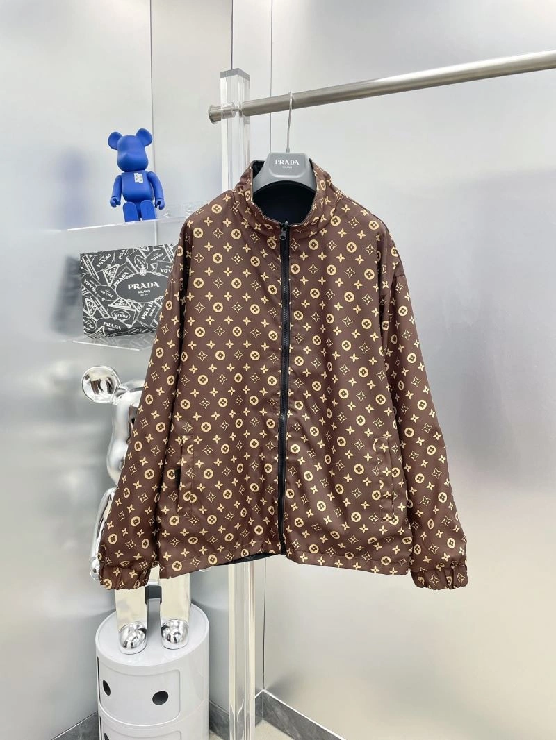 Louis Vuitton Outwear EasyCare 137554
