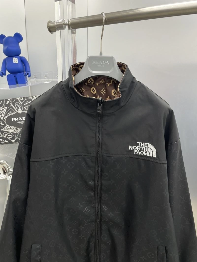 Louis Vuitton Outwear EasyCare 137554