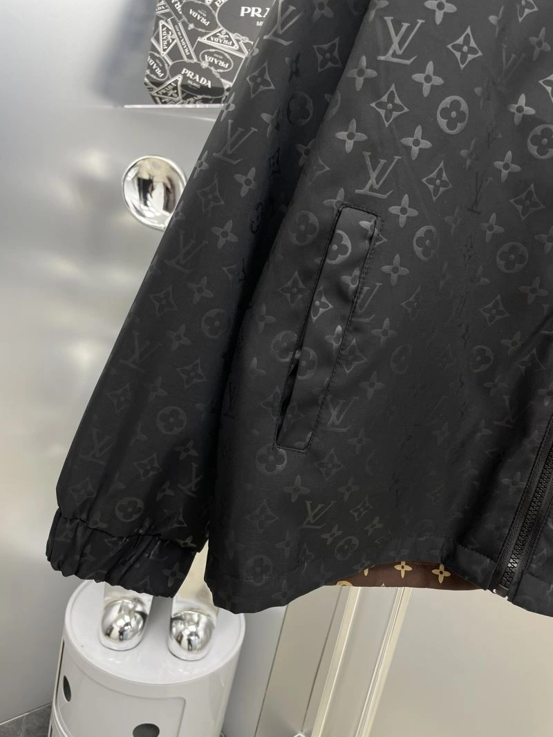 Louis Vuitton Outwear EasyCare 137554