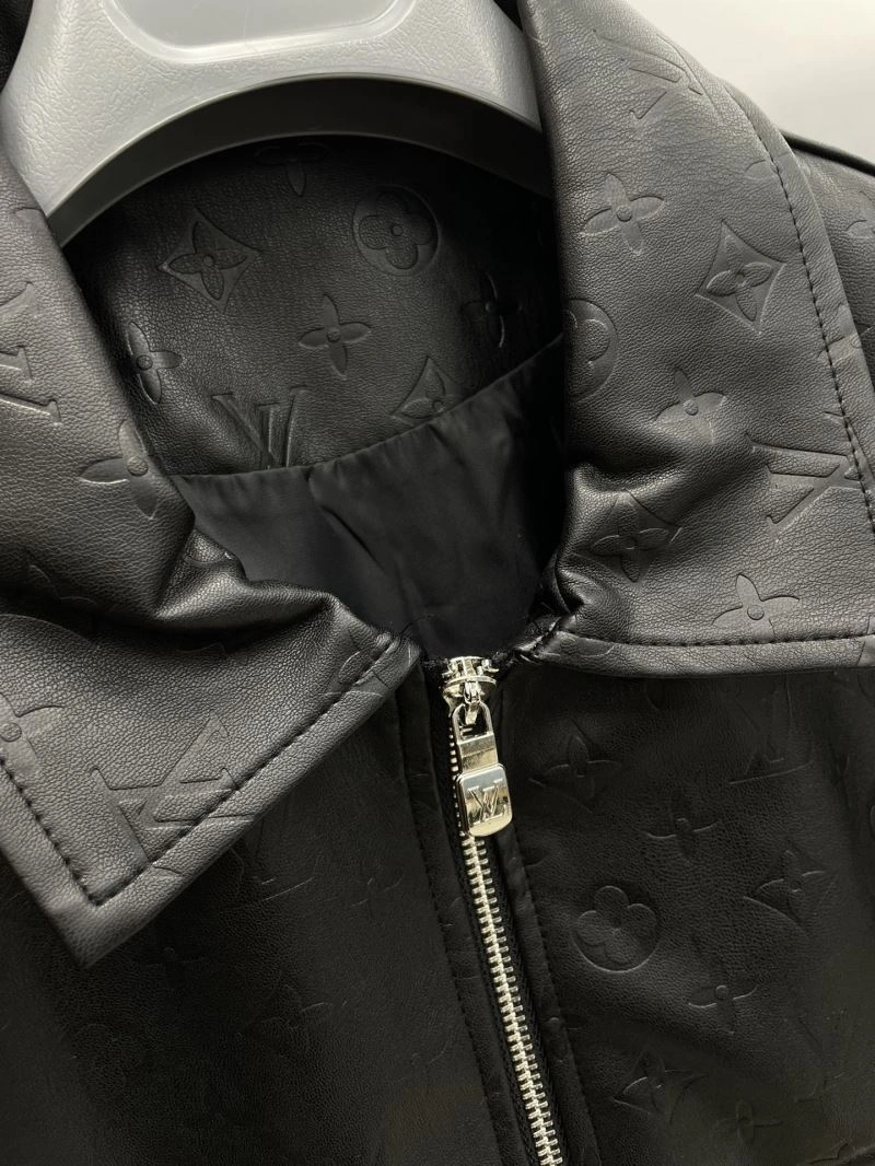 Elegant Louis Vuitton Outwear 137553