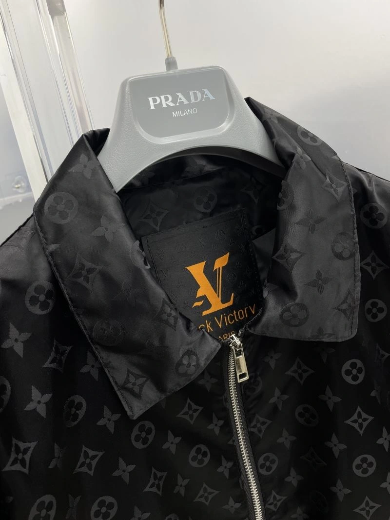 Louis Vuitton Outwear Contemporary 137567