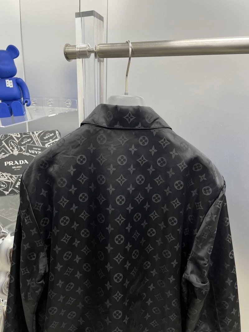 Louis Vuitton Outwear Contemporary 137567