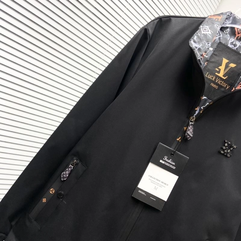Louis Vuitton Outwear Durable 137532