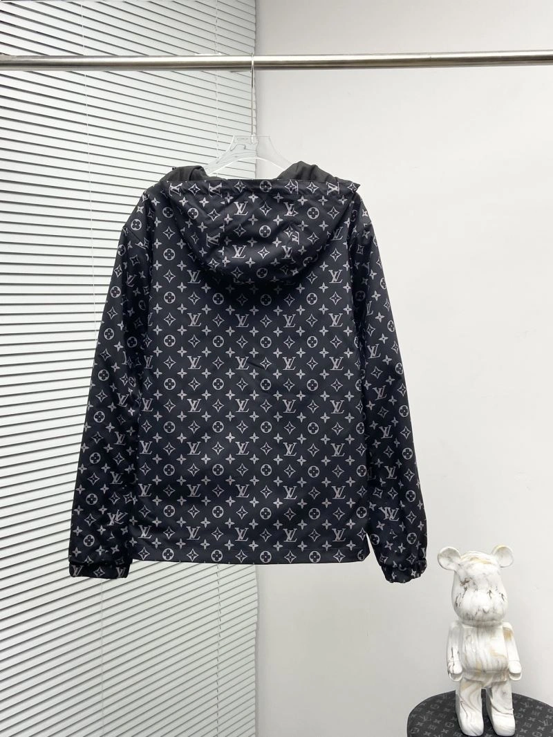 Louis Vuitton Outwear Neat 137534
