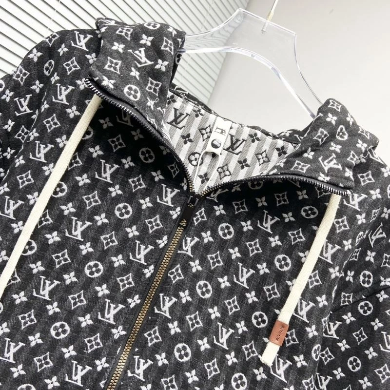 Louis Vuitton Outwear WellDesigned 137536