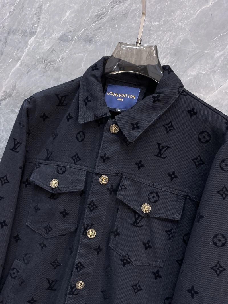 Bright Louis Vuitton Outwear 137546