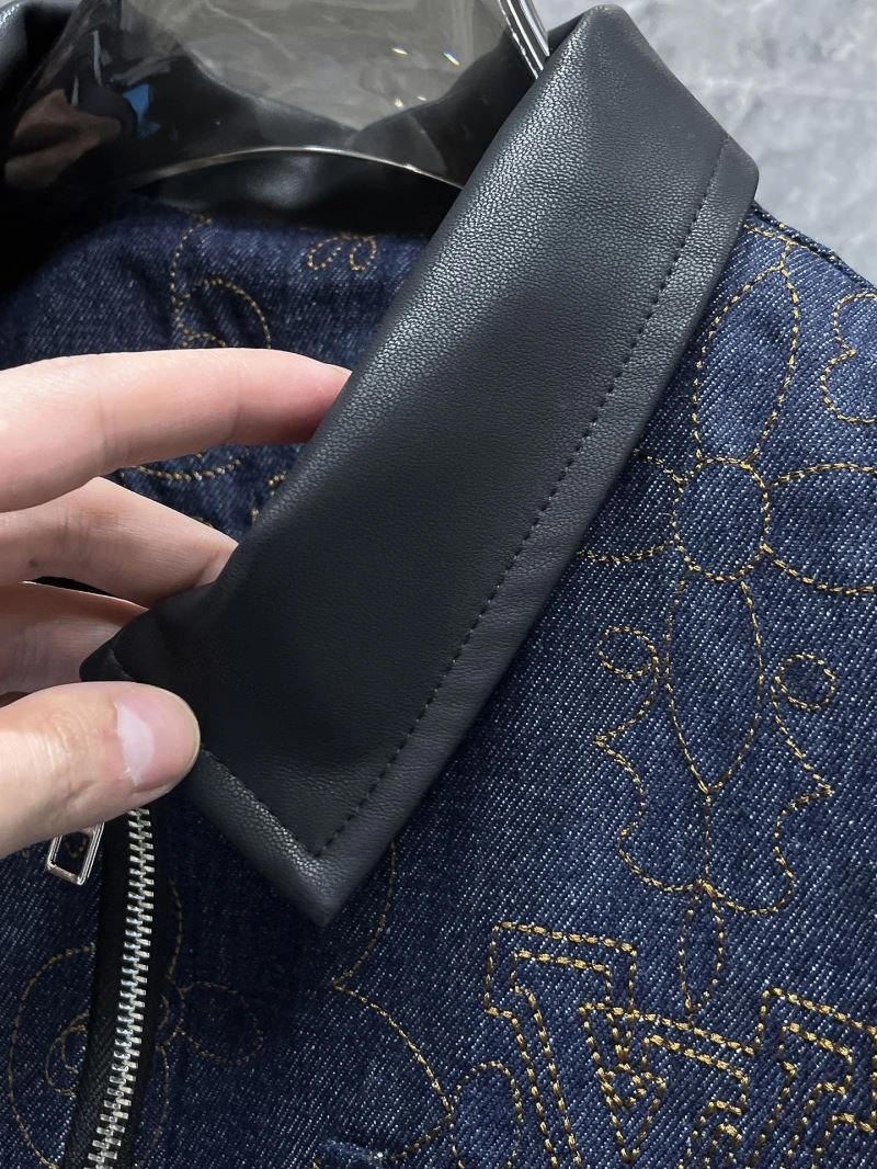 FashionForward Louis Vuitton Outwear 137528