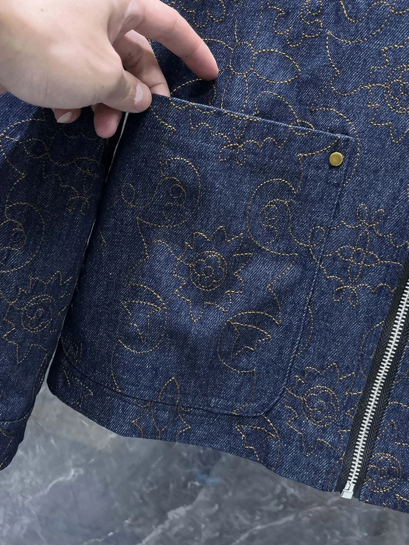 FashionForward Louis Vuitton Outwear 137528