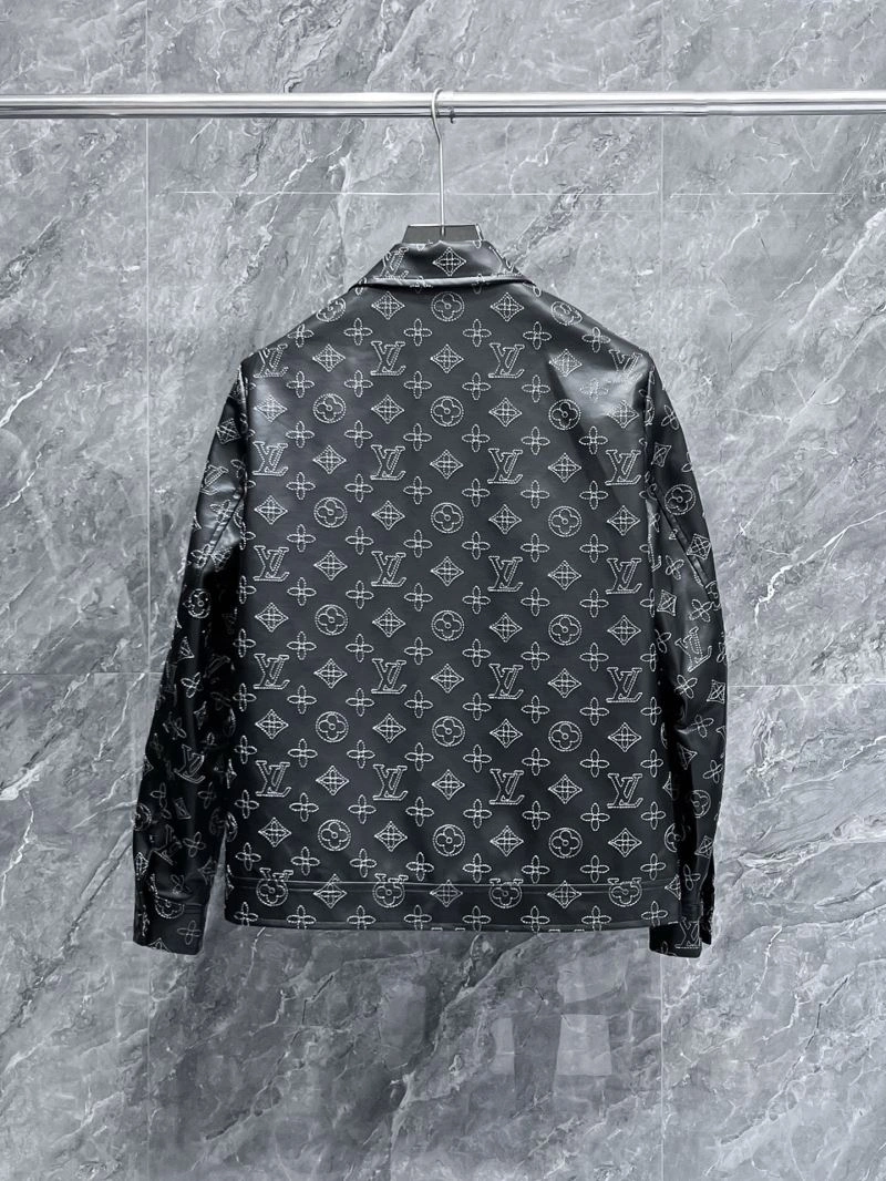 Louis Vuitton Outwear Sleek 137544