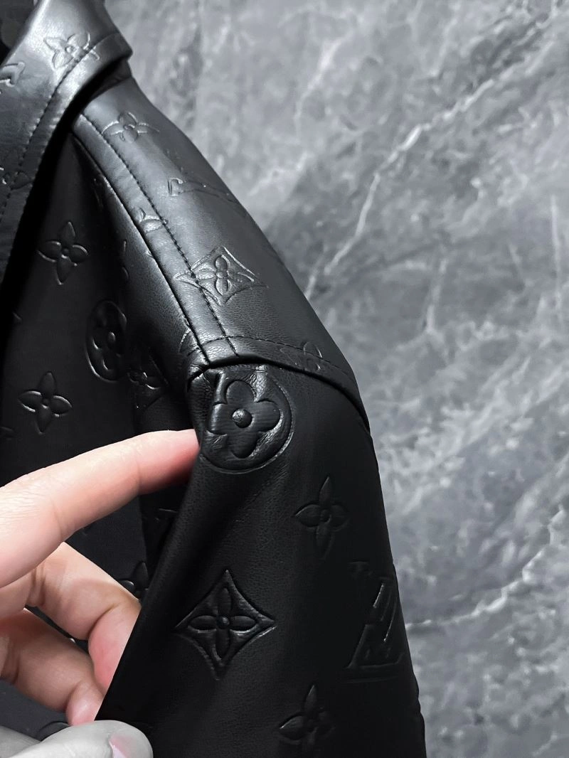 Louis Vuitton Outwear Timeless 137556