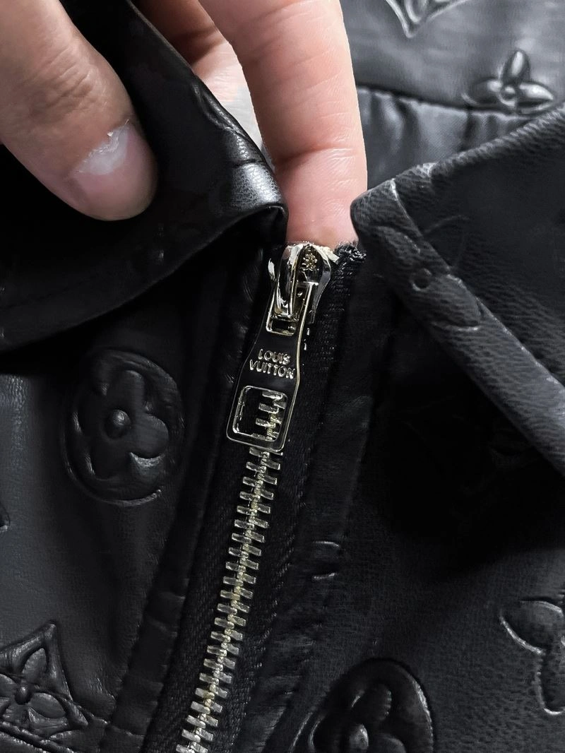 Louis Vuitton Outwear Timeless 137556