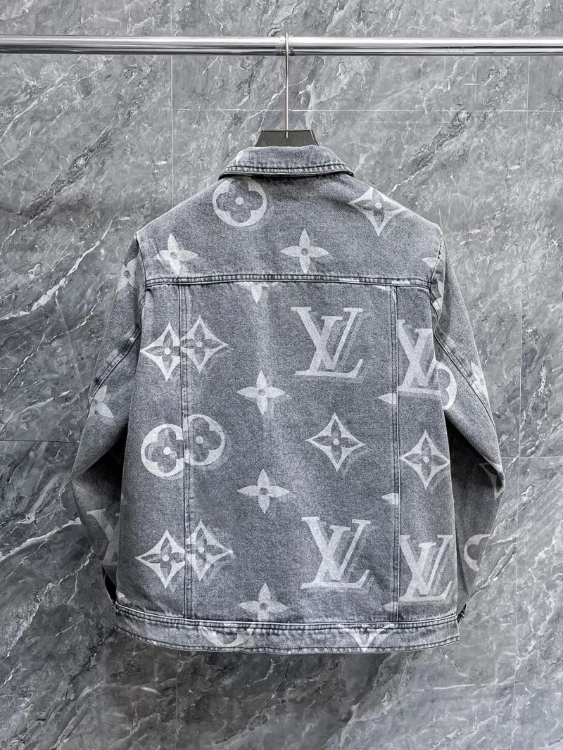Packable Louis Vuitton Outwear 137531