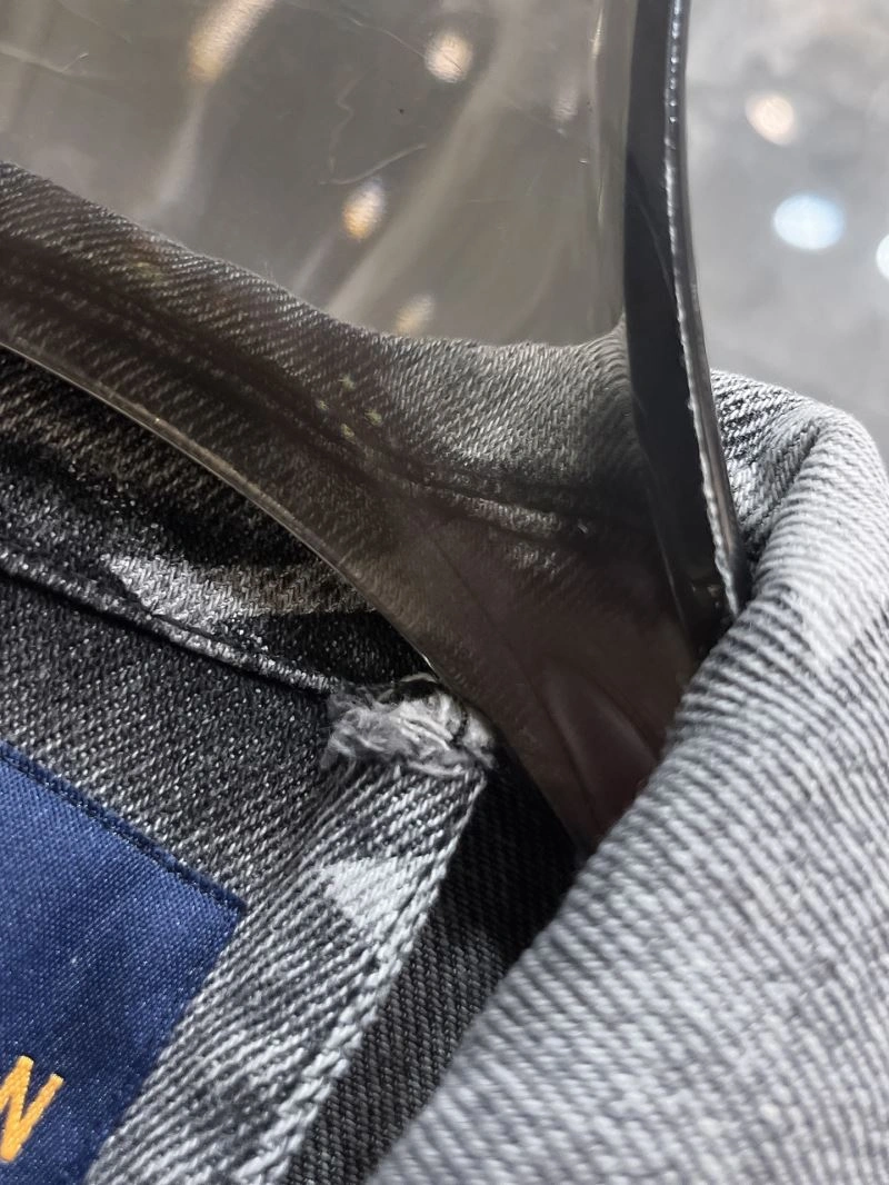 Packable Louis Vuitton Outwear 137531