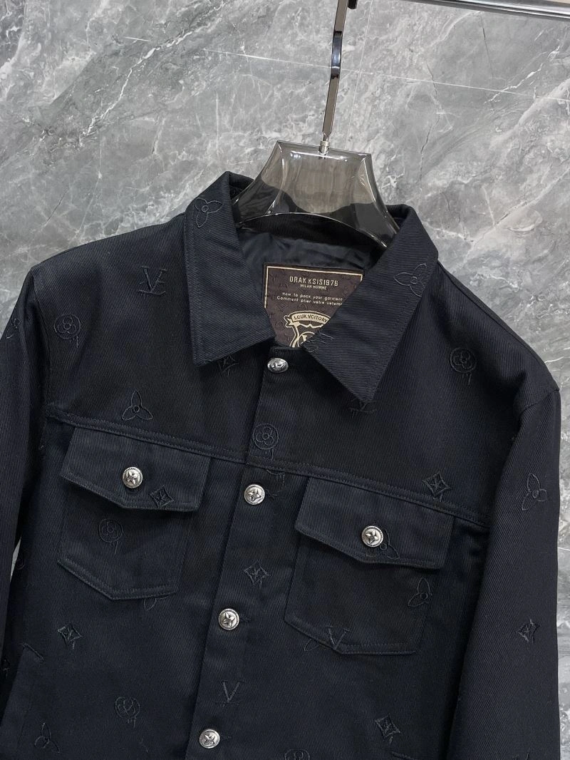 Unisex Louis Vuitton Outwear 137603