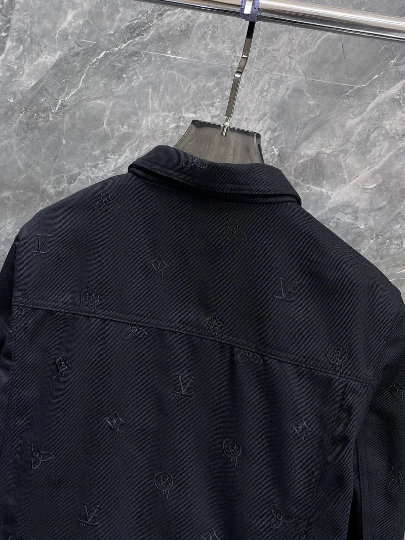 Unisex Louis Vuitton Outwear 137603
