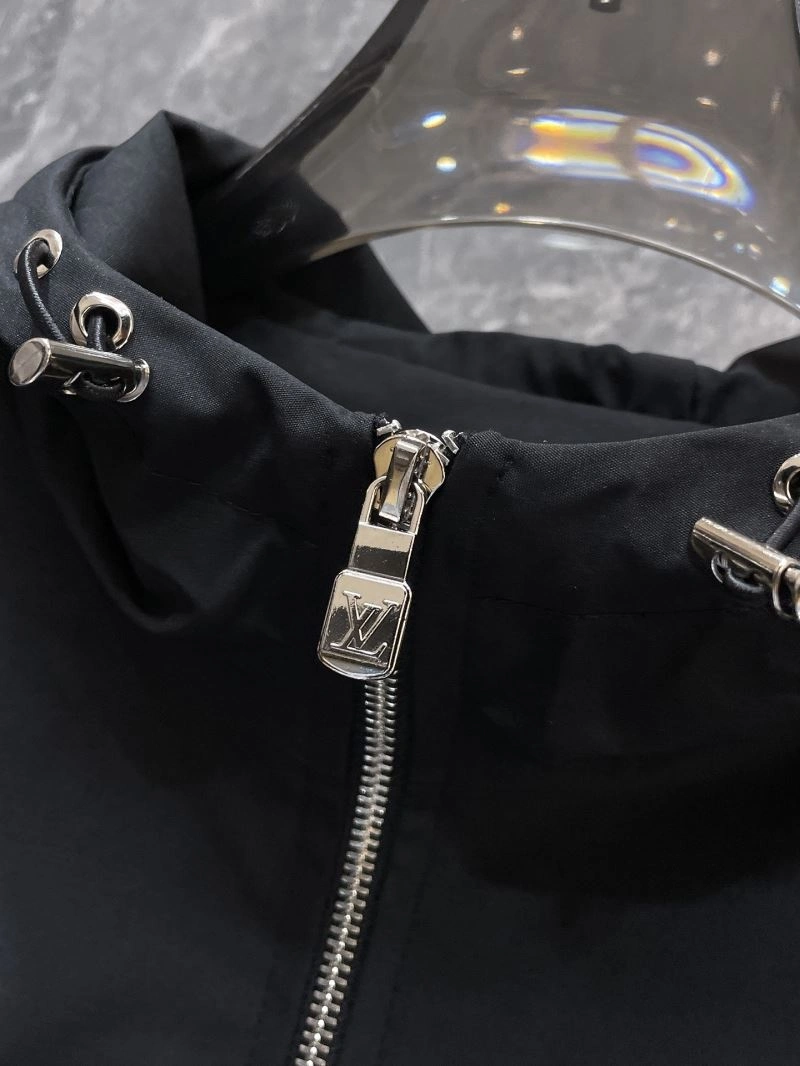 Louis Vuitton Outwear Efficient 137525