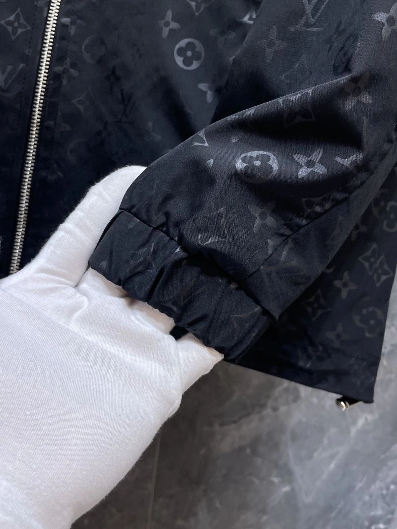 Louis Vuitton Outwear Efficient 137525